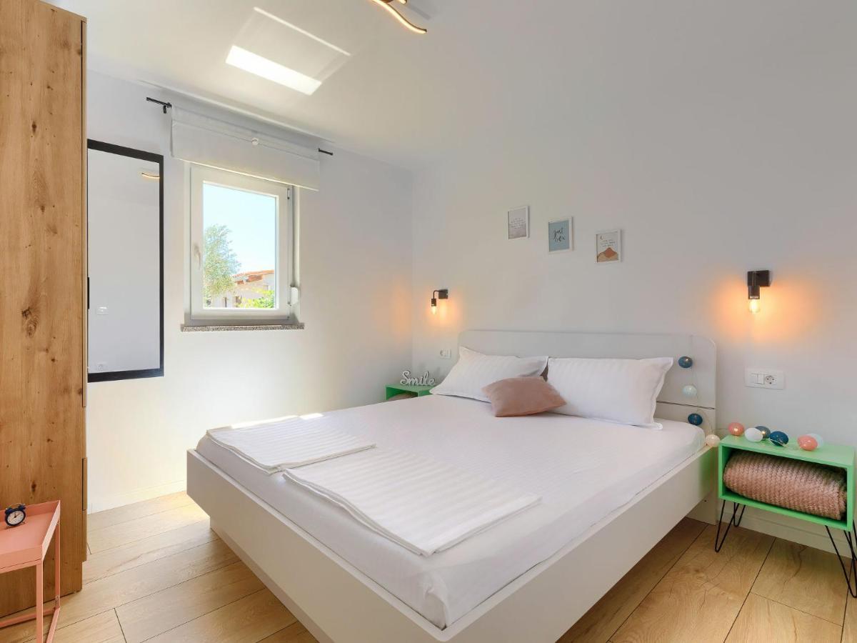 Holiday Home Laura By Interhome Pula Exterior foto